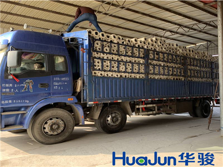 硅酸鋁保溫管-華駿硅酸鋁纖維毯廠家